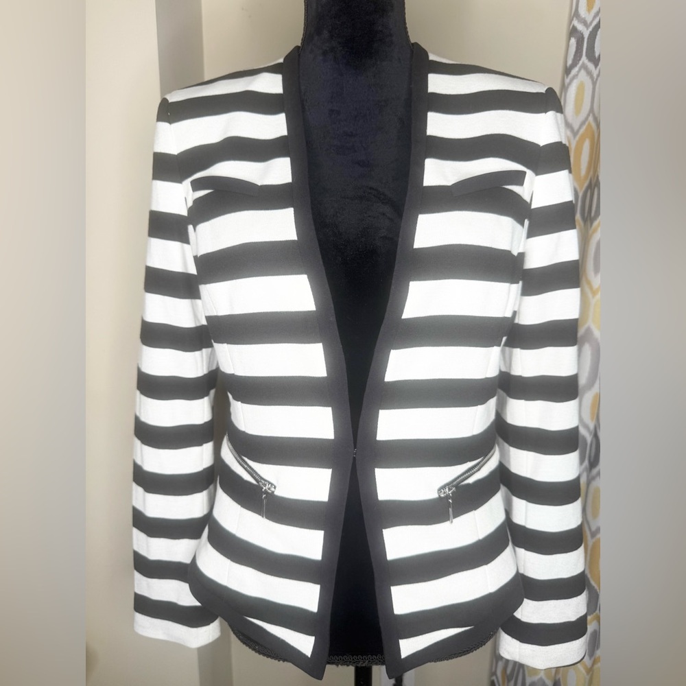 Nine West Women’s Black and White Stripe Blazer Jacket Size Small